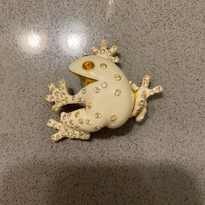 Joan Rivers Frog 🐸 Brooch
